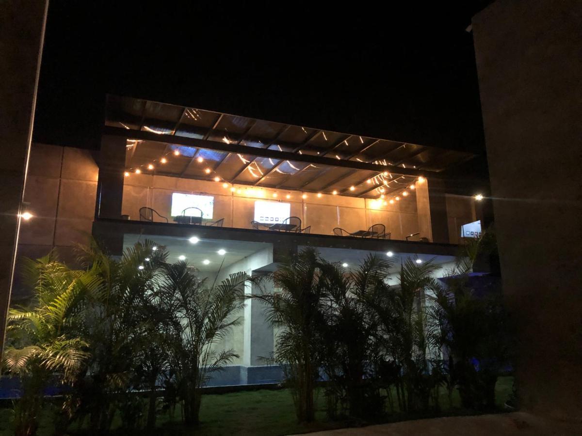 Hotel Suites La Negra Boutiqueメリダ エクステリア 写真