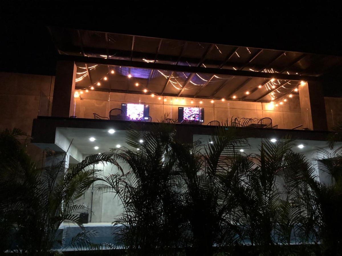 Hotel Suites La Negra Boutiqueメリダ エクステリア 写真