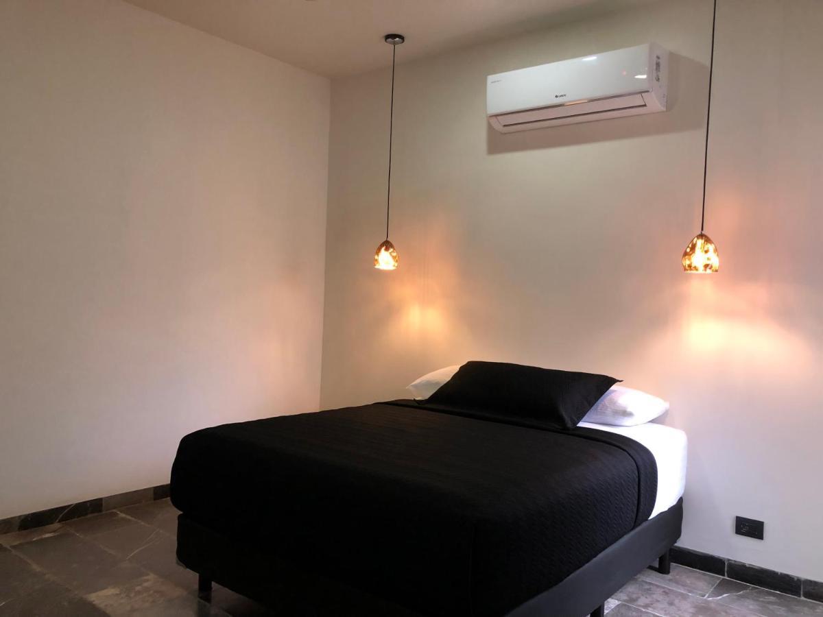 Hotel Suites La Negra Boutiqueメリダ エクステリア 写真